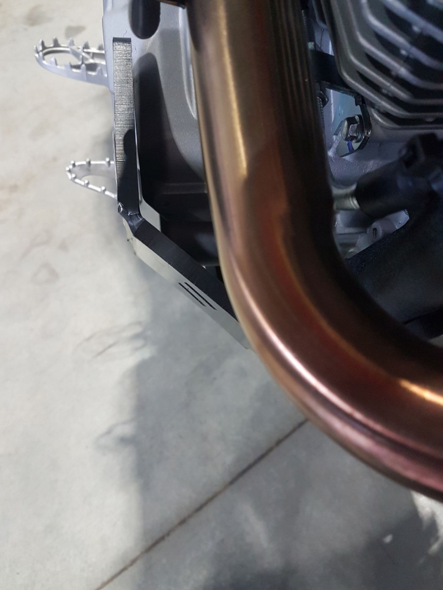 GR8 F300A-M (ZS 172FMM) 2022