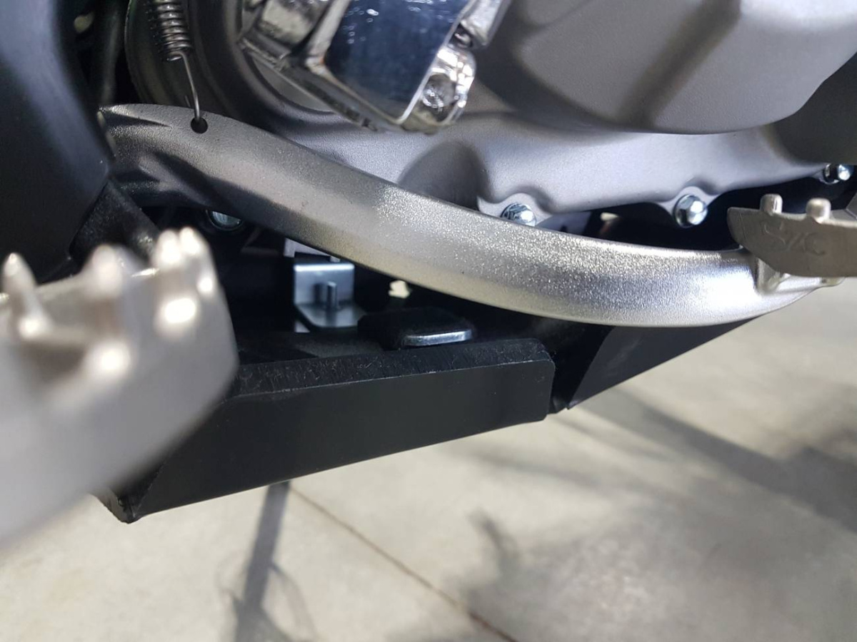 GR8 F300A-M (ZS 172FMM) 2022 7